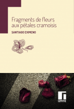 Fragments de fleurs aux pétales cramoisis